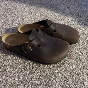 Berkinstocks clogs